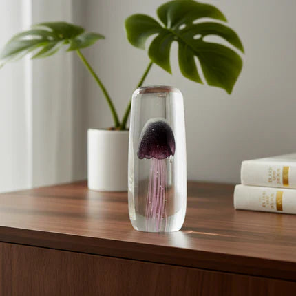 A Liuli Glass Jellyfish Sculpture—Ocean Calm, Captured in Crystal